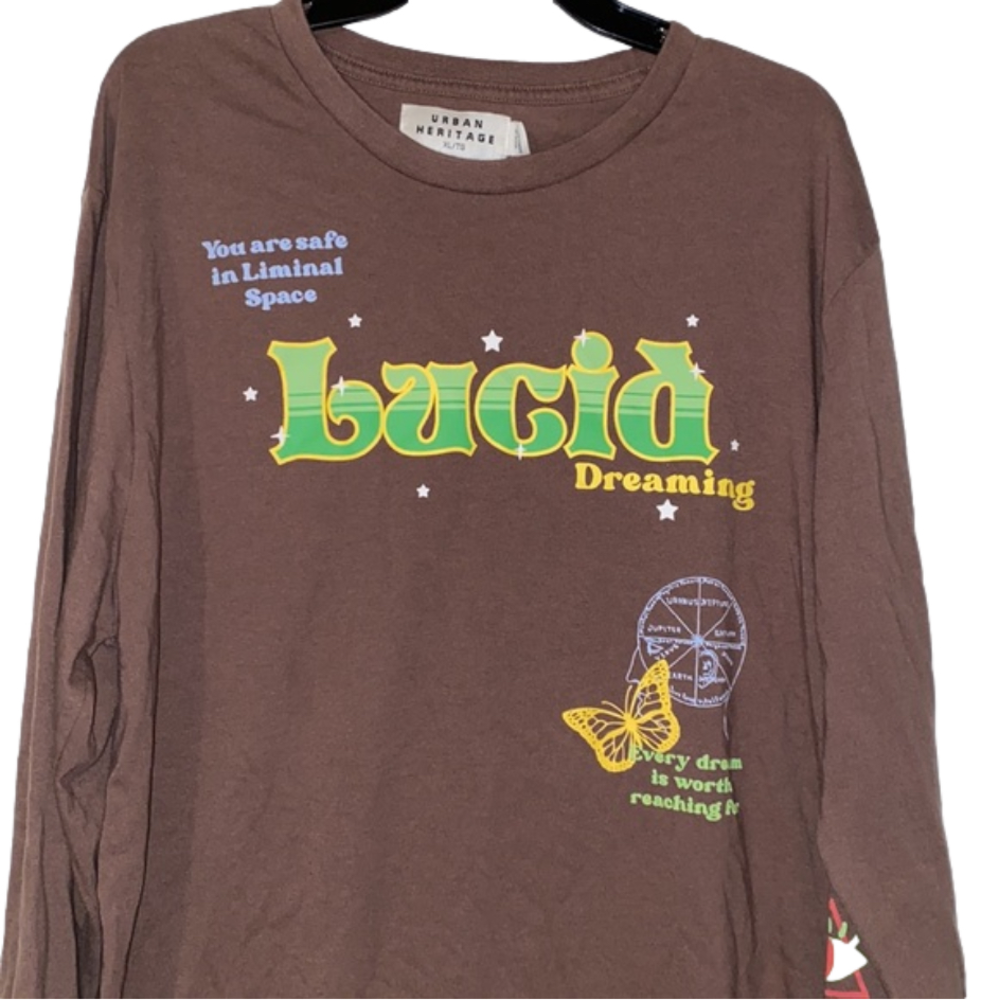 3/$30 Urban Heritage Dreams Shirt